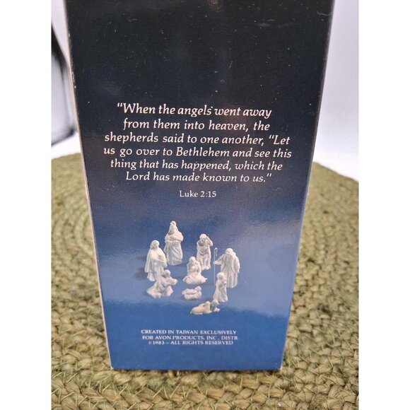 Avon Nativity Collectibles Shepherd Boy Porcelain Figurine 1983 Holiday Decor - Picture 4 of 5